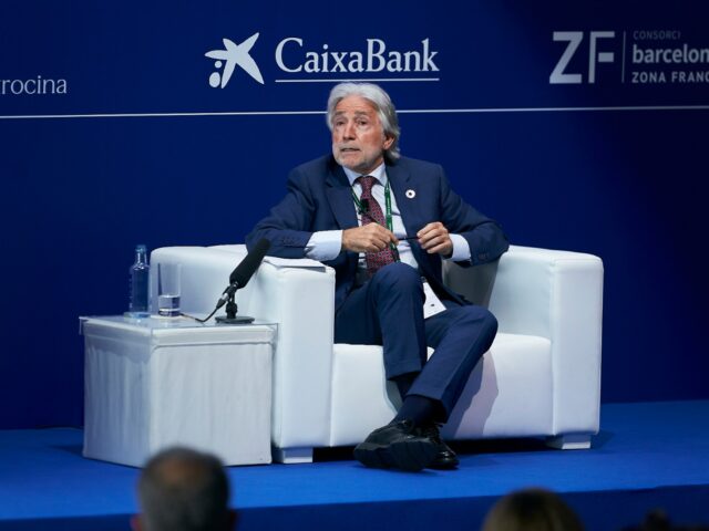Josep Sánchez Llibre entiende que el nuevo clima institucional y político abre la puerta para el retorno de las grandes empresas