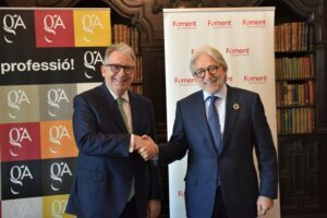 Foment i el Col·legi Oficial de Gestors Administratius de Catalunya signen un conveni de col·laboració