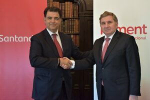 Banco Santander y Fomento firman un acuerdo para promover la internacionalización de las pymes