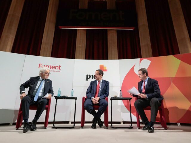 Gonzalo Gortázar (CaixaBank) defiende la sostenibilidad en la empresa: “Generar beneficio debe ser compatible con un firme compromiso en el ámbito medioambiental”