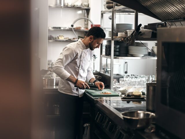 Foment alerta de la desacceleración del empleo en el mes de mayo