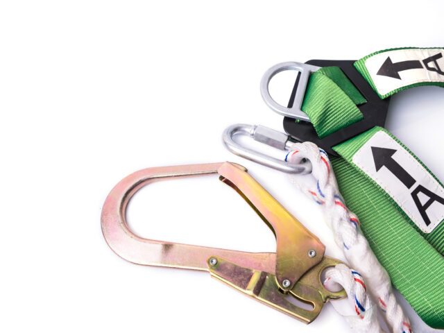 Jornada de PRL. Normativa relacionada amb els treballs en altura i 10 actes que et salven la vida quan executes treballs en altura
