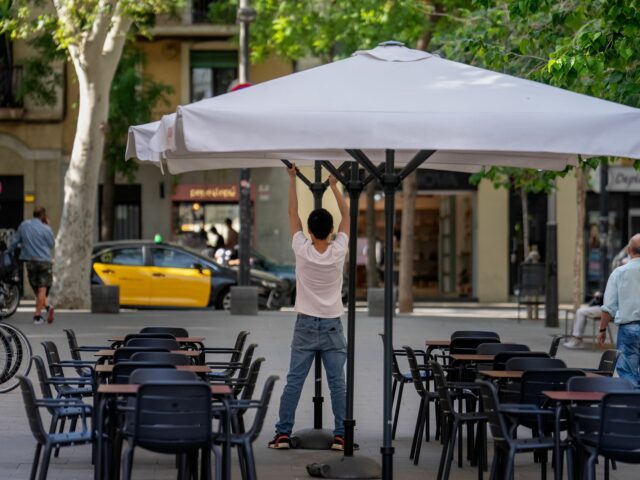 Foment del Treball considera positiva la disminución del paro pero alerta de desaceleración en el crecimiento anual del empleo en Cataluña