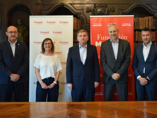 Fundación Mapfre i Foment del Treball compromesos amb la inserció laboral