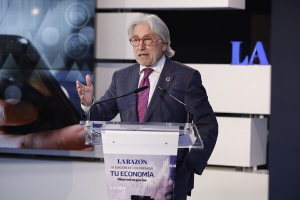 Josep SĆ”nchez Llibre, premi a la trajectòria pels seus ponts entre empresa i polĆtica
