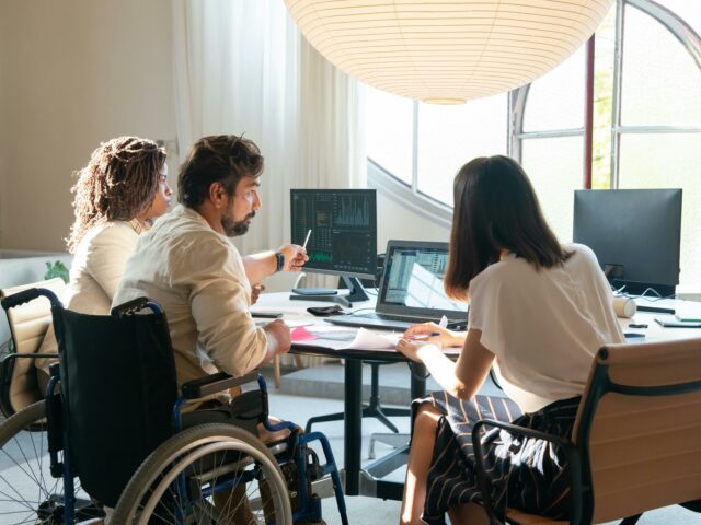 La inclusió laboral de persones amb discapacitat, un repte pendent