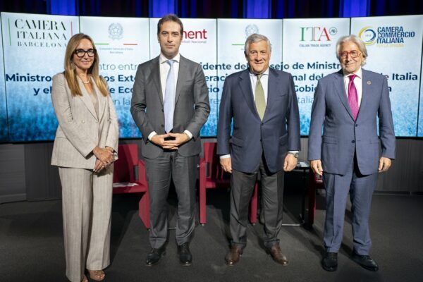 Trobada entre representants Govern d'Itàlia i Govern d'Espanya Tajani i Cuerpo