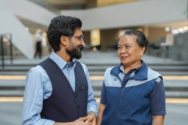 ISS establece una alianza global con Social Value Portal para potenciar su impacto social