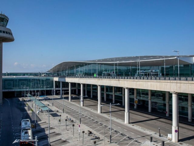 ATEIA-OLTRA Barcelona alerta de la importancia de la carga aérea en el debate sobre la ampliación del Aeropuerto de El Prat