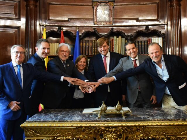 Foment del Treball i Aresbank impulsen les oportunitats empresarials a Líbia en una jornada amb l’ambaixador d’Espanya