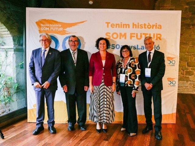 Más de 250 referentes del mundo socioeconómico y directivos del sector sanitario y social sitúan al sector salud y social como motor de progreso económico, cohesión social y equilibrio territorial
