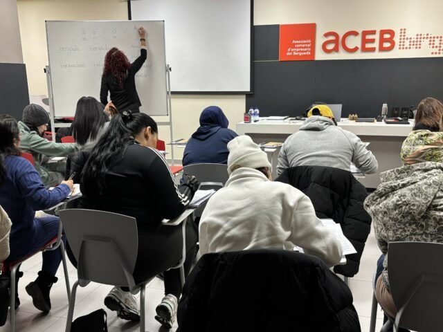 L’ACEB impulsa nous cursos de català per a treballadors nouvinguts al Berguedà