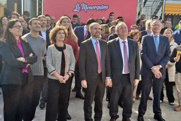 La Menorquina impulsa el creixement amb una inversió de més de 15 milions d’euros a la planta de Barcelona