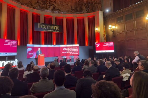 La indústria catalana reforça el seu interès en el sector de la Defensa en una trobada impulsada per Foment del Treball