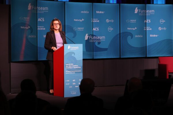 Teresa Ribera reivindica al Simposi Funseam la productivitat de la Unió Europea davant dels Estats Units