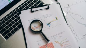 L’economia catalana i espanyola entren en una fase de creixement més moderat, amb l’impuls intern i el reequilibri sectorial de protagonistes