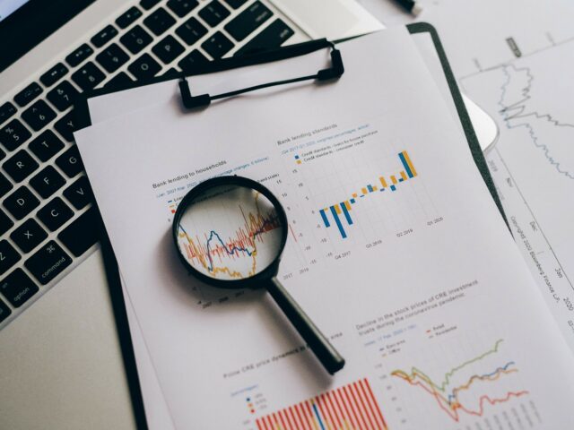 La economía catalana y española entran en una fase de crecimiento más moderado, con el impulso interno y el reequilibrio sectorial de protagonistas