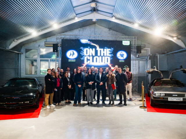 Socis i sòcies de l’AIJEC descobreixen les noves tendències en smart retail al showroom d’Admira Lab