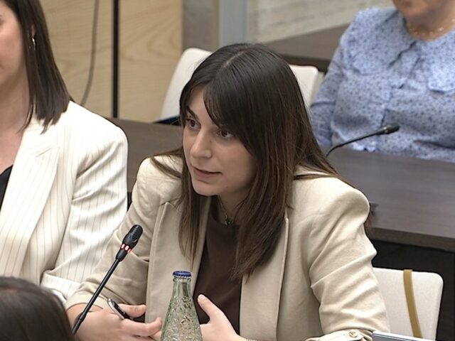Foment defensa al Parlament que la integració laboral de les persones migrades és clau per al progrés econòmic i social del país