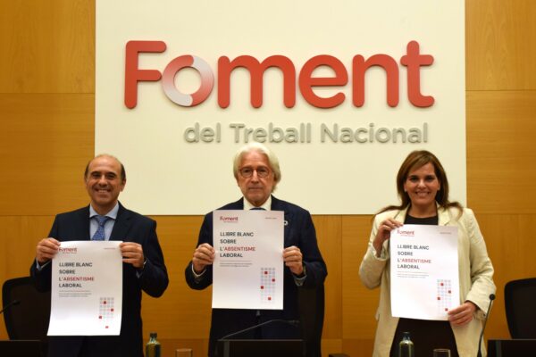 Foment presenta el Llibre Blanc sobre l’Absentisme on reclama una reforma profunda del sistema d’incapacitat temporal