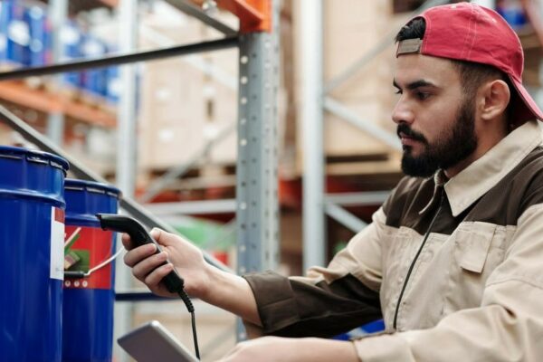 Foment alerta del deteriorament del mercat laboral a l’agost i reclama evitar noves rigideses