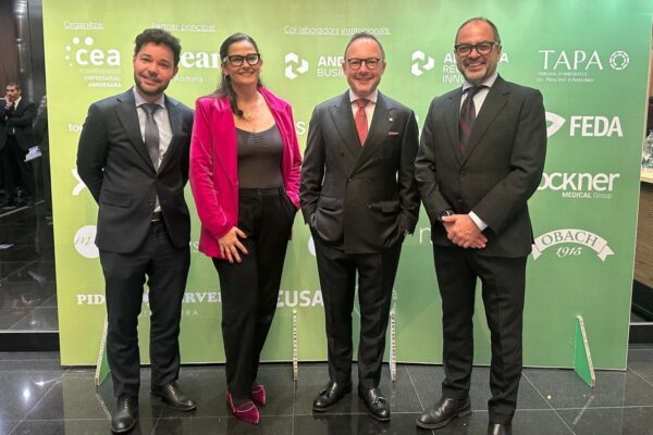 Foment defensa reforçar la cooperació empresarial entre Catalunya, Andorra i Occitània per guanyar competitivitat